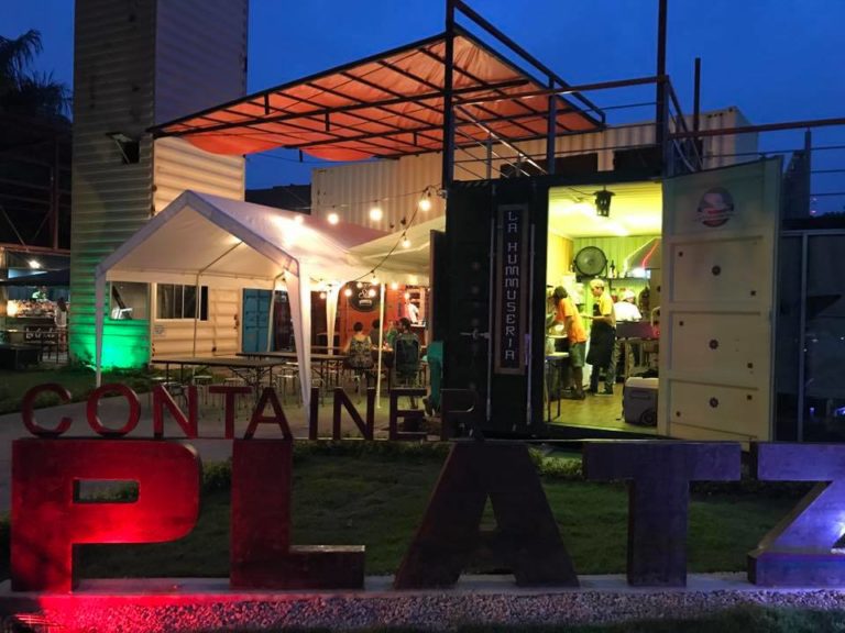 Container Platz: Plaza Gastronómica en Contenedores. – Tica Moderna